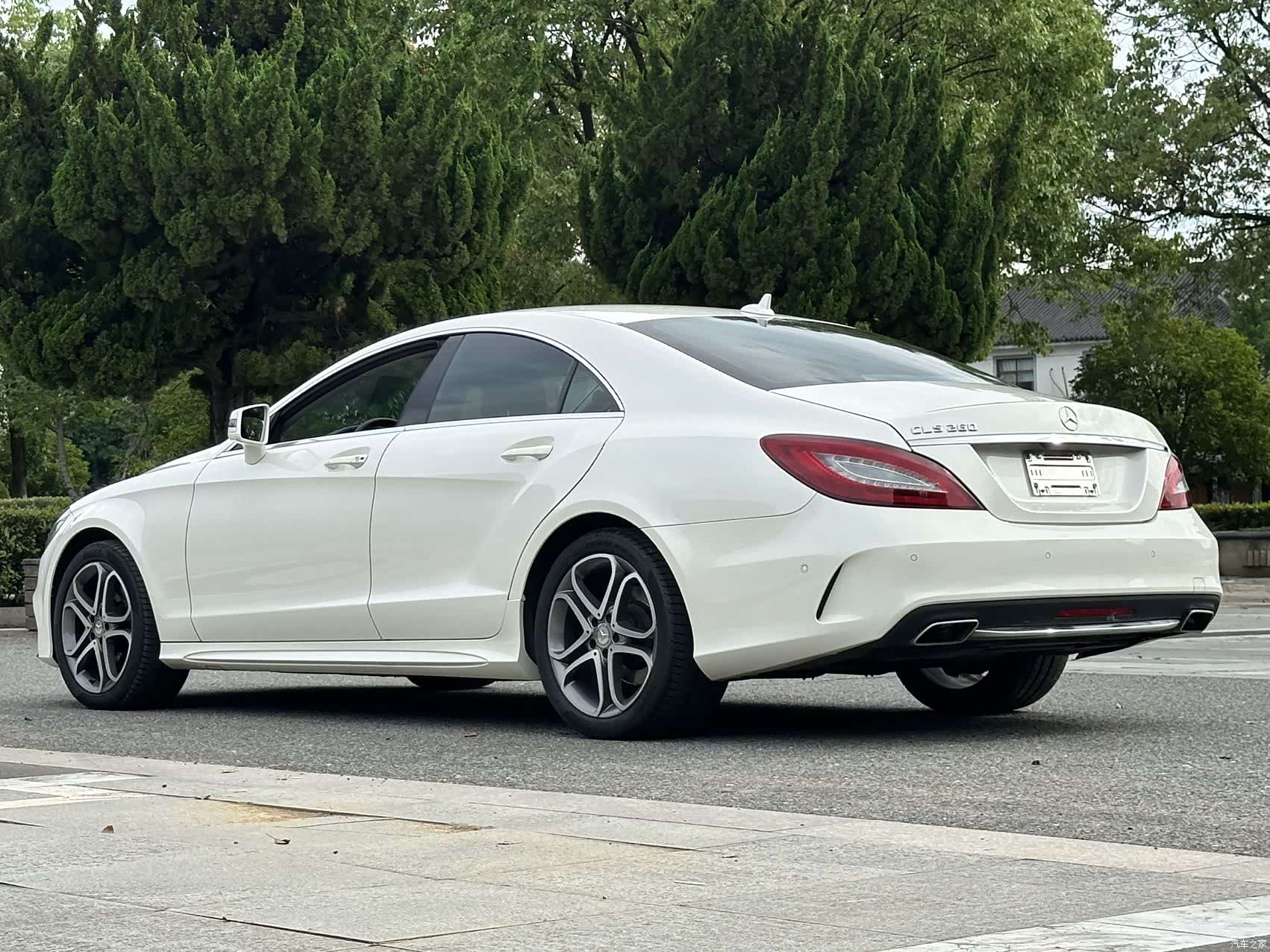 Mercedes-Benz CLS, 2015 13