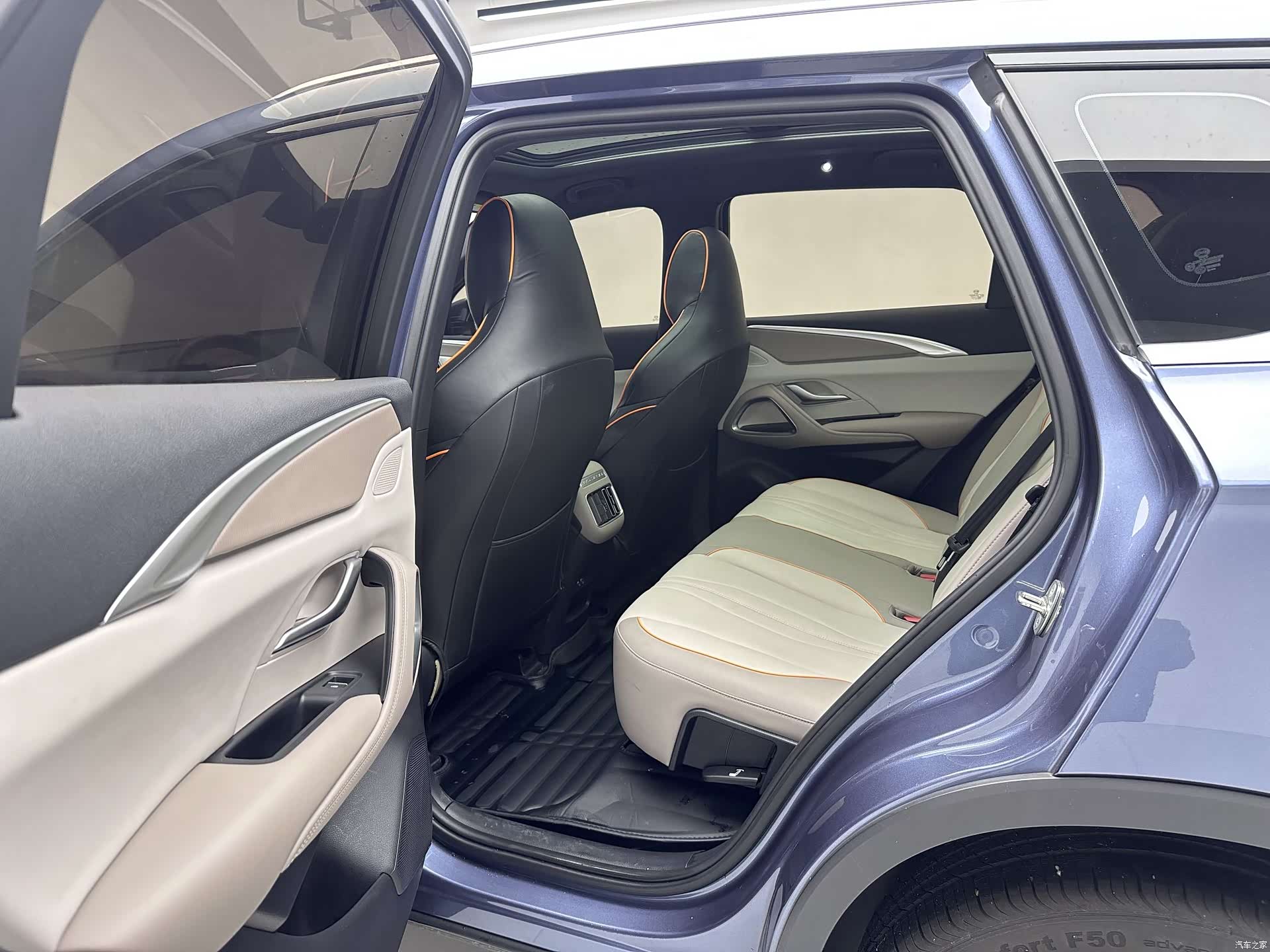 BYD Song, 2023 11