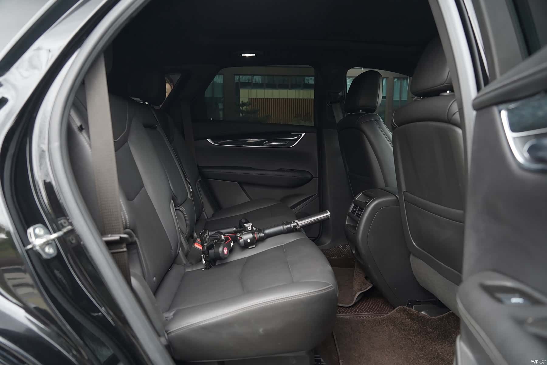 Cadillac XT5, 2022 все фото