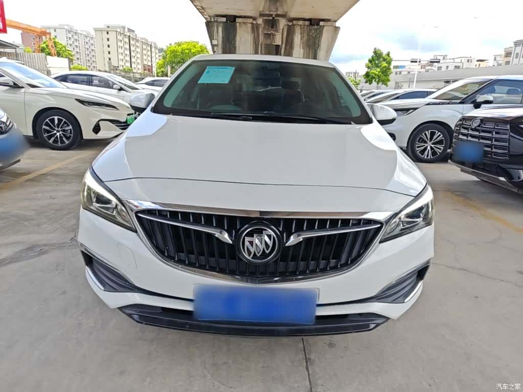Buick Verano, 2018 3