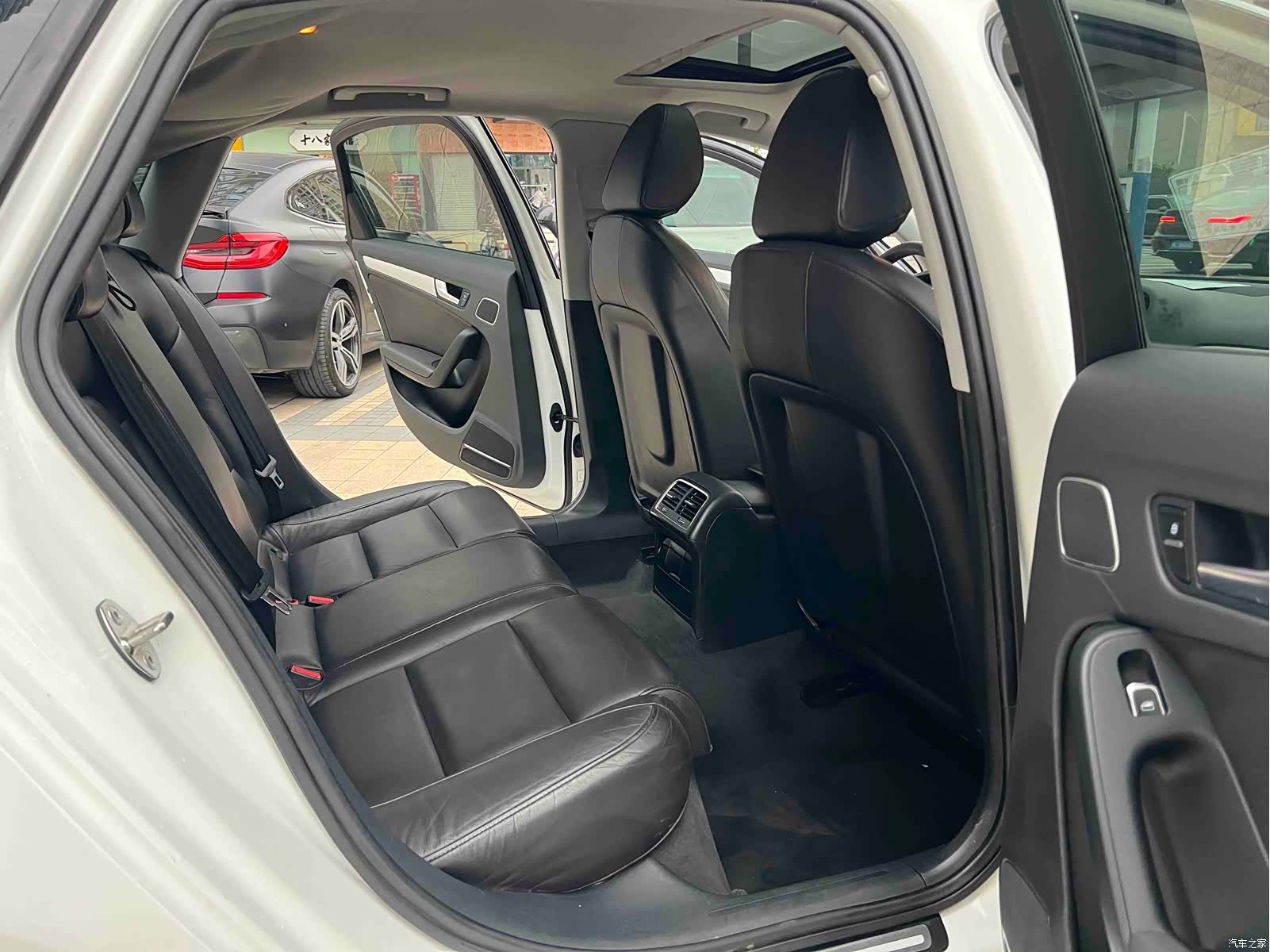 Audi A4L, 2015 12