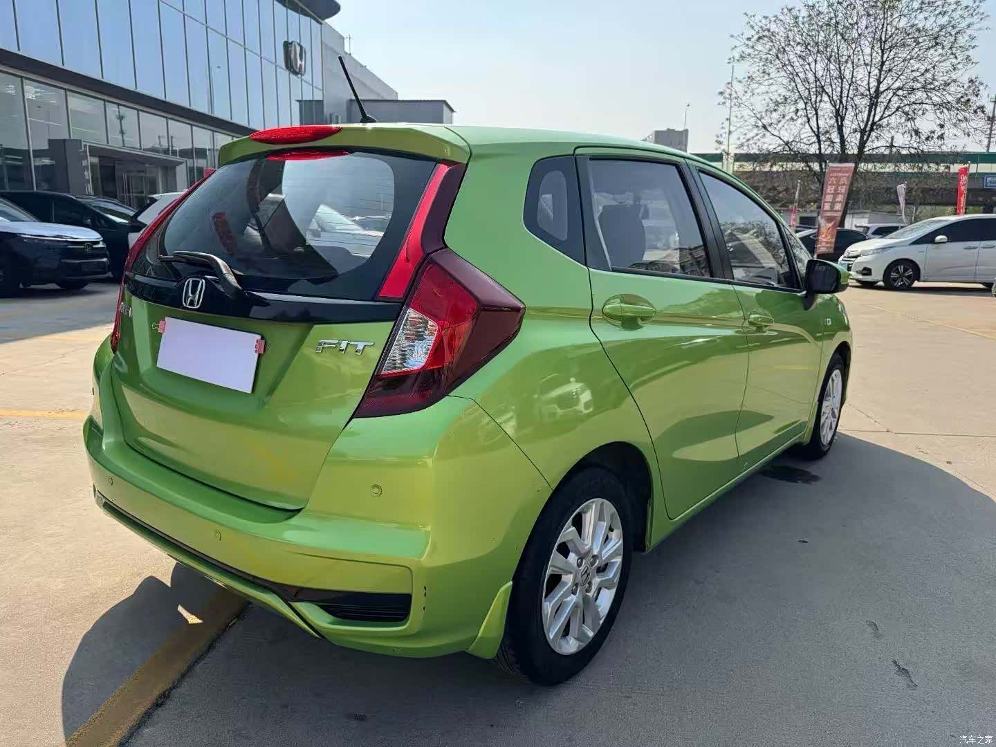 Honda Fit, 2018 все фото