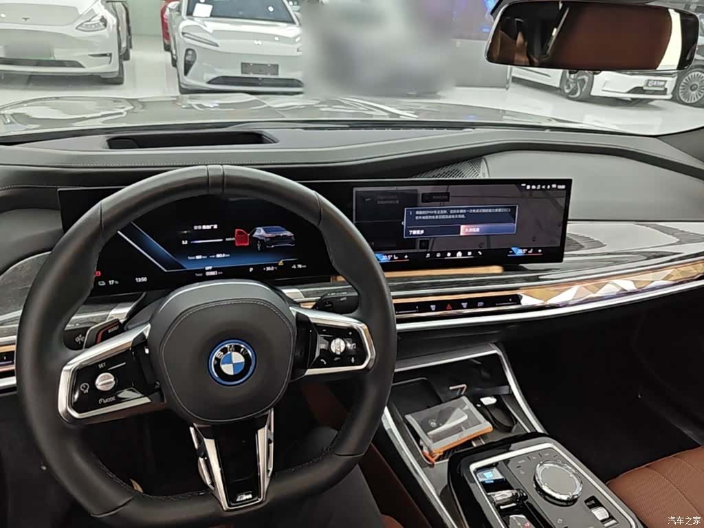 BMW i7, 2024 10