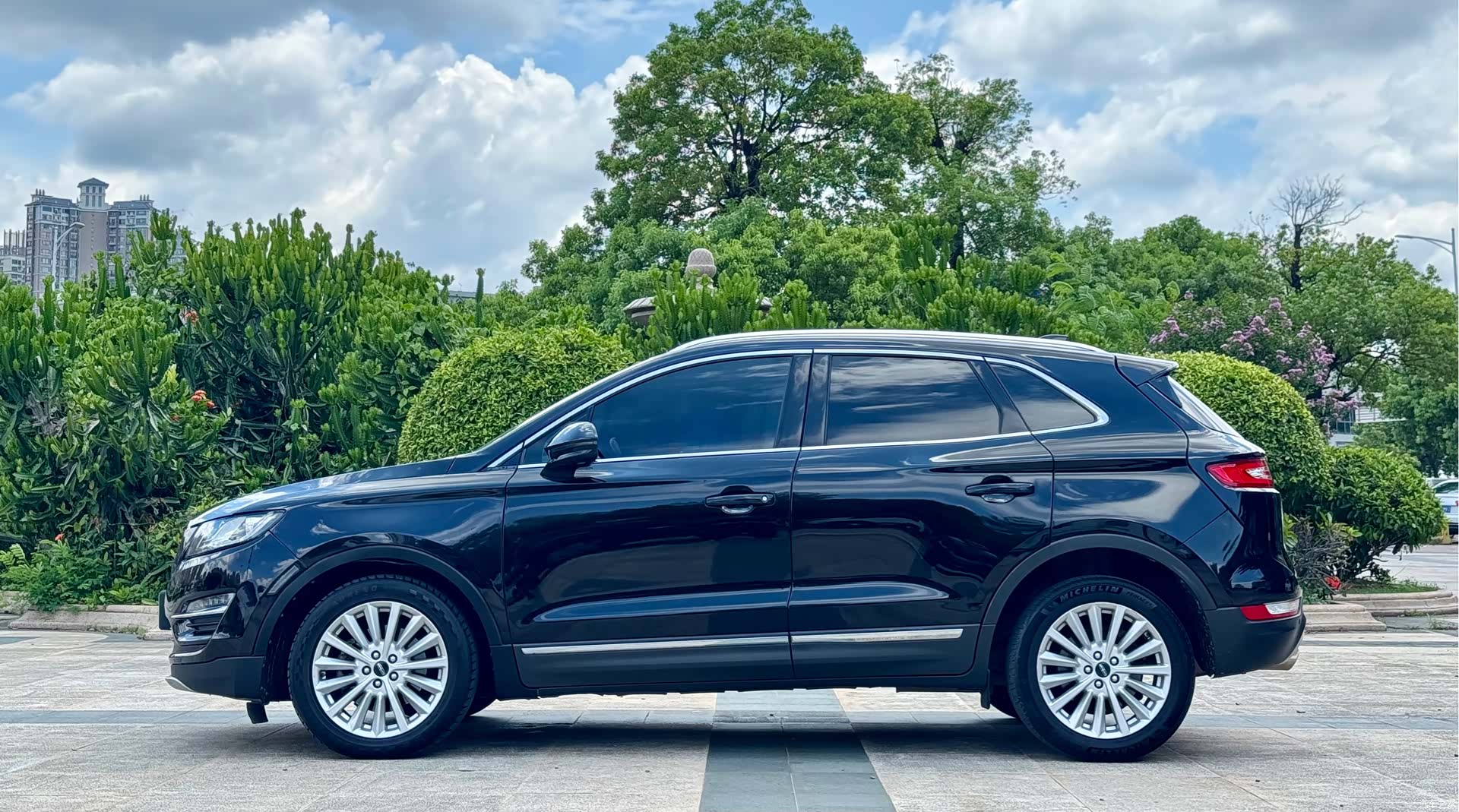 Lincoln MKC, 2019 8