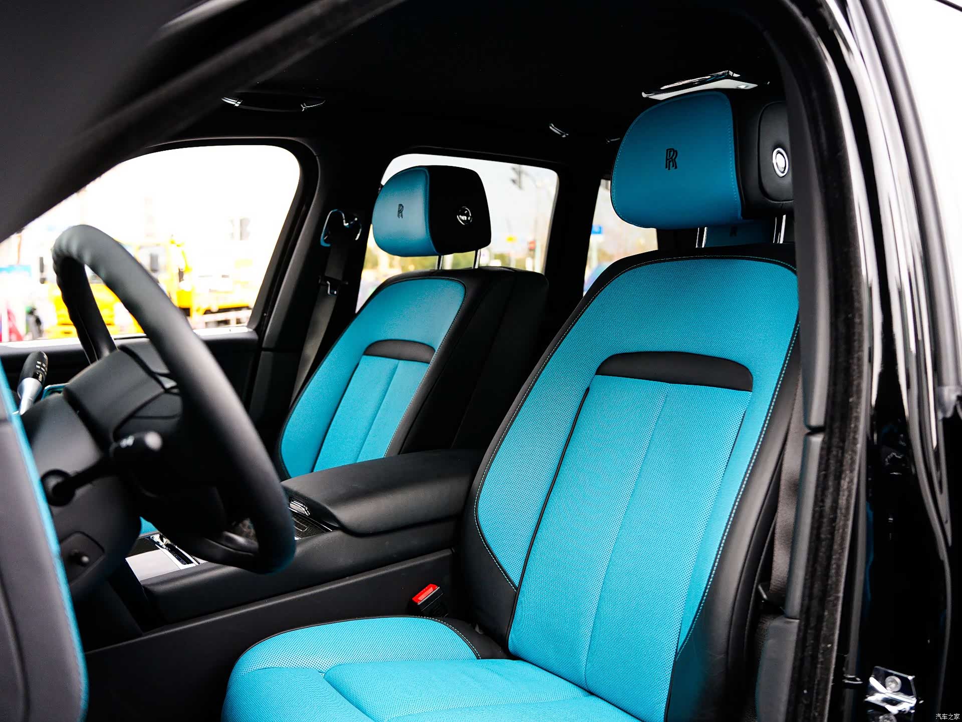 Rolls-Royce Cullinan, 2021 7