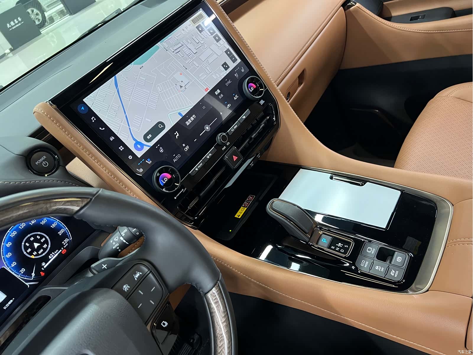 Toyota Vellfire, 2023 25