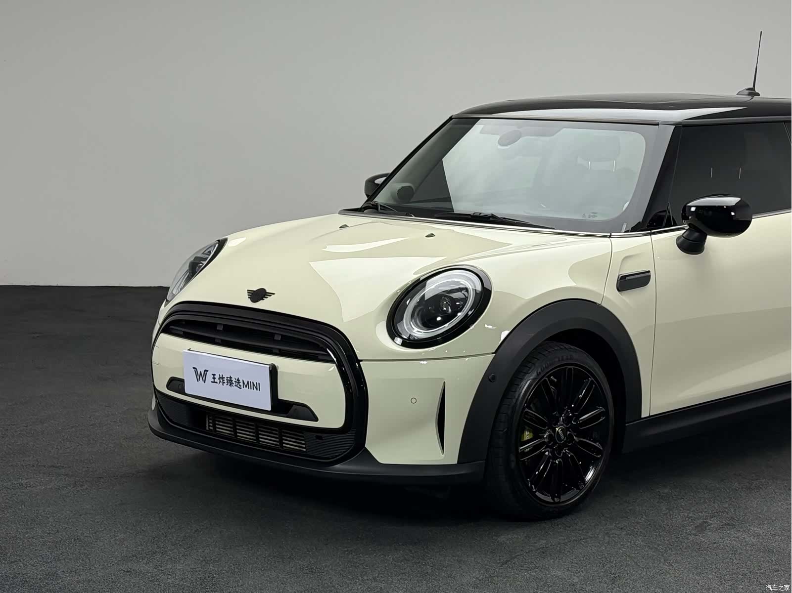 Mini Cooper, 2023 все фото