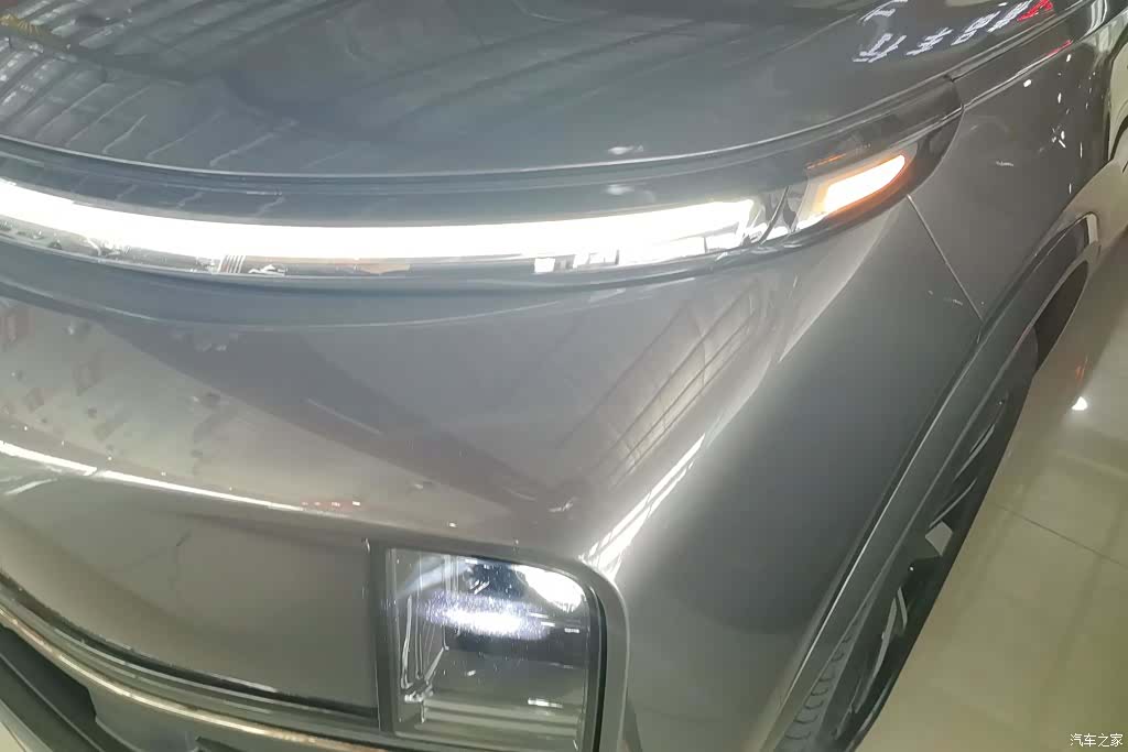 Li Auto L8, 2023 все фото