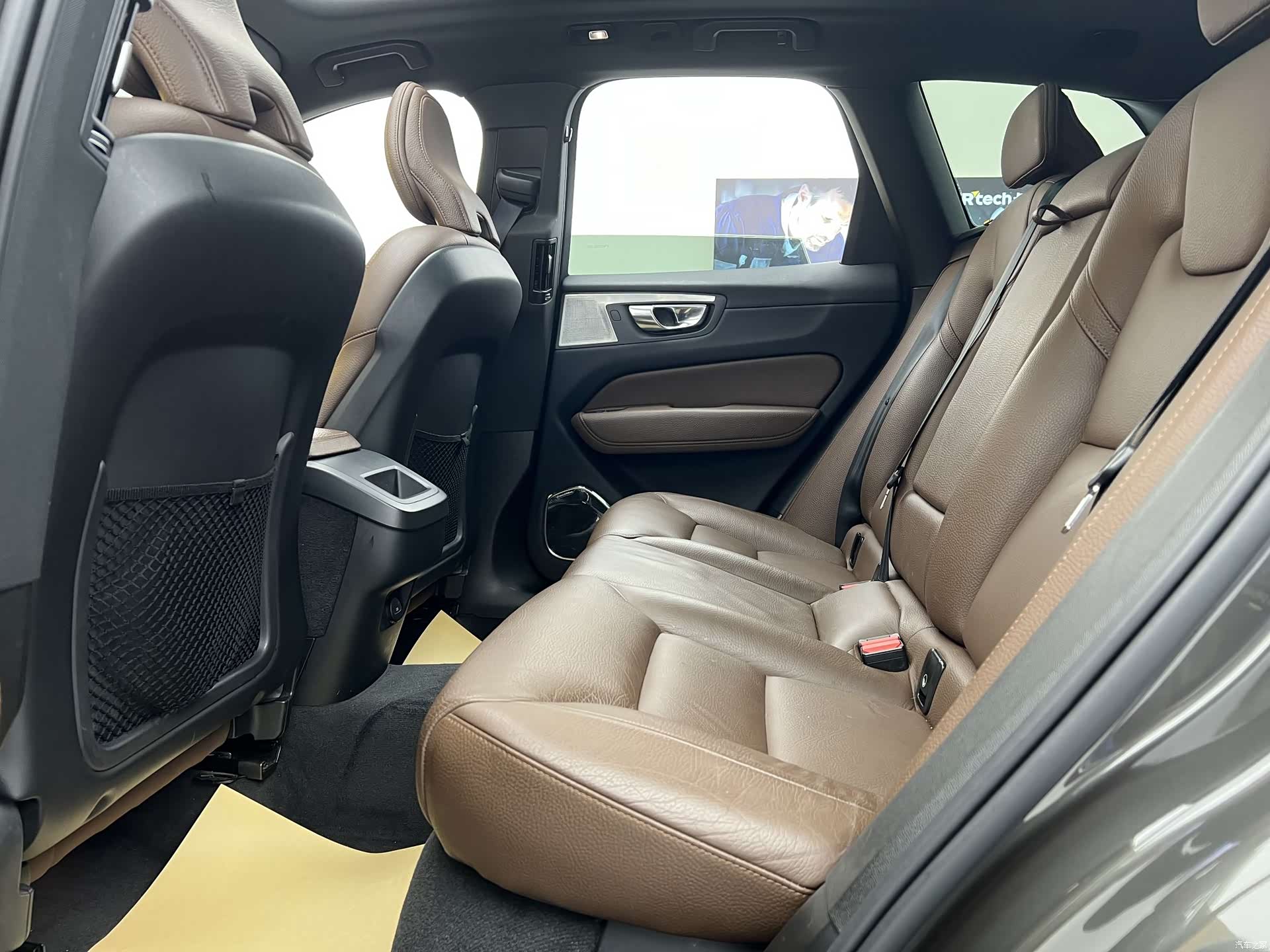Volvo XC60, 2022 3