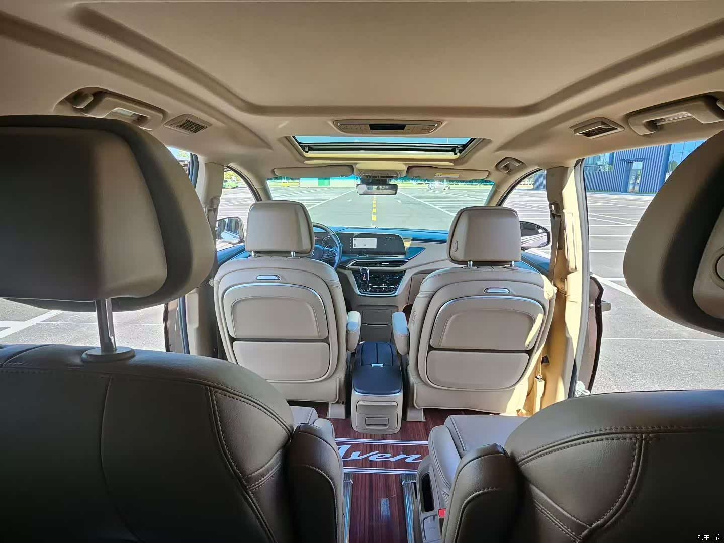 Buick GL8, 2021 8
