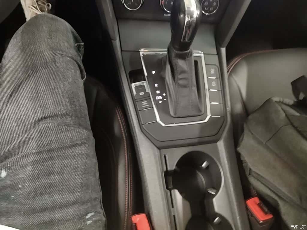 Volkswagen Lamando, 2017 14