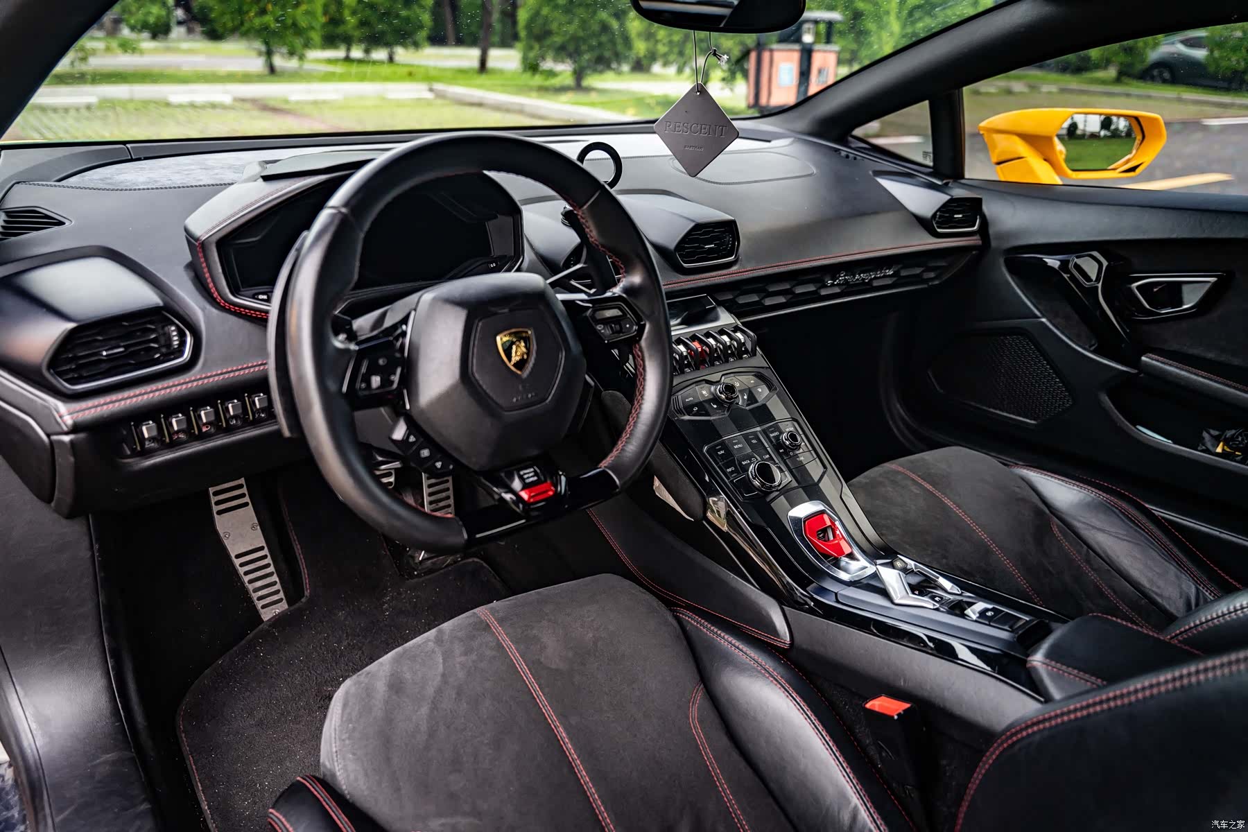 Lamborghini Huracán, 2015 13
