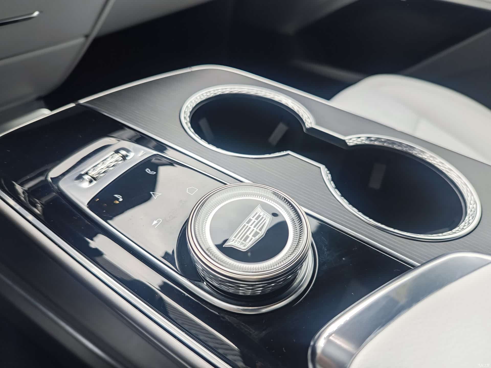 Cadillac IQ, 2026 16