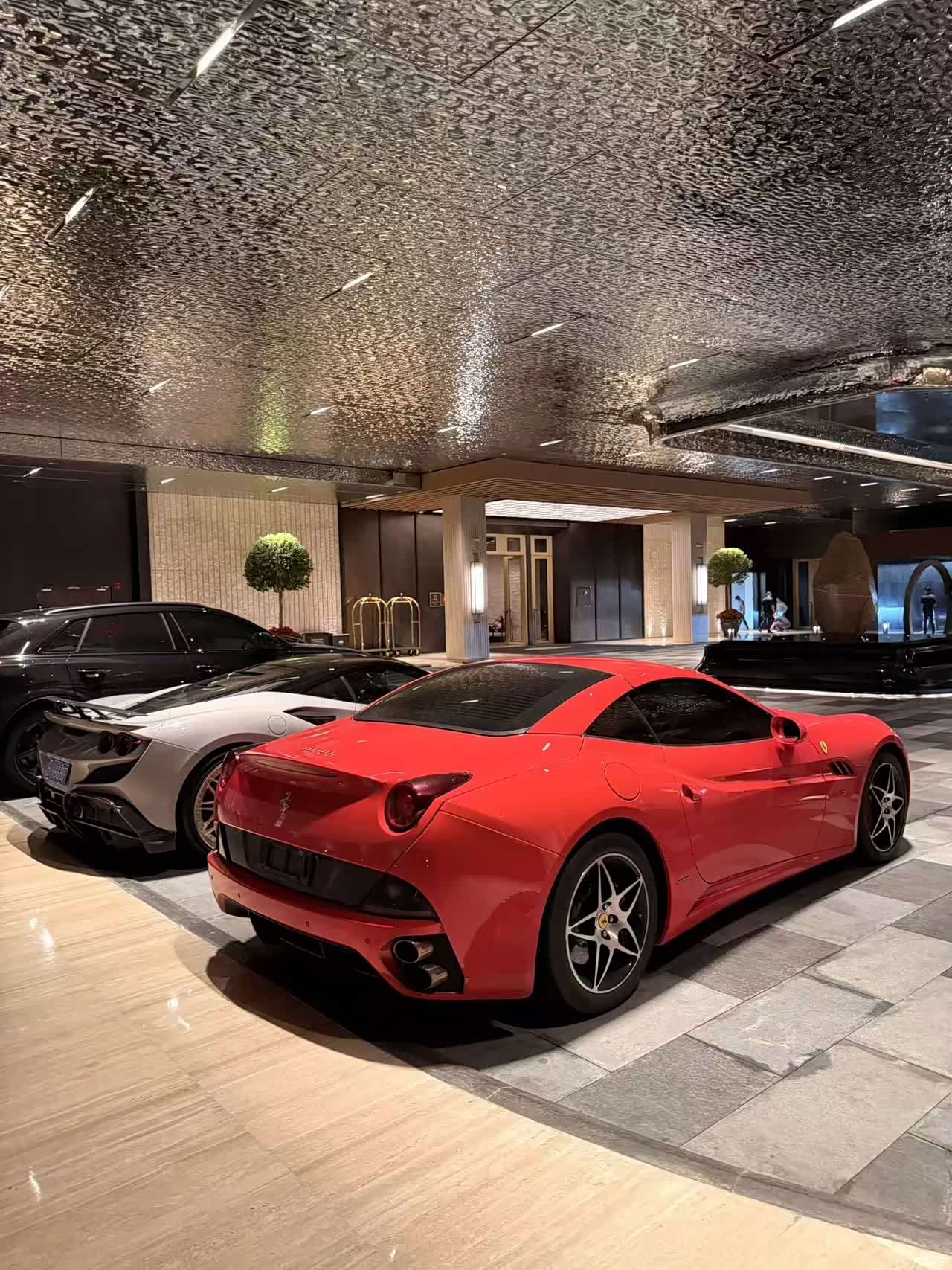 Ferrari California, 2011 6