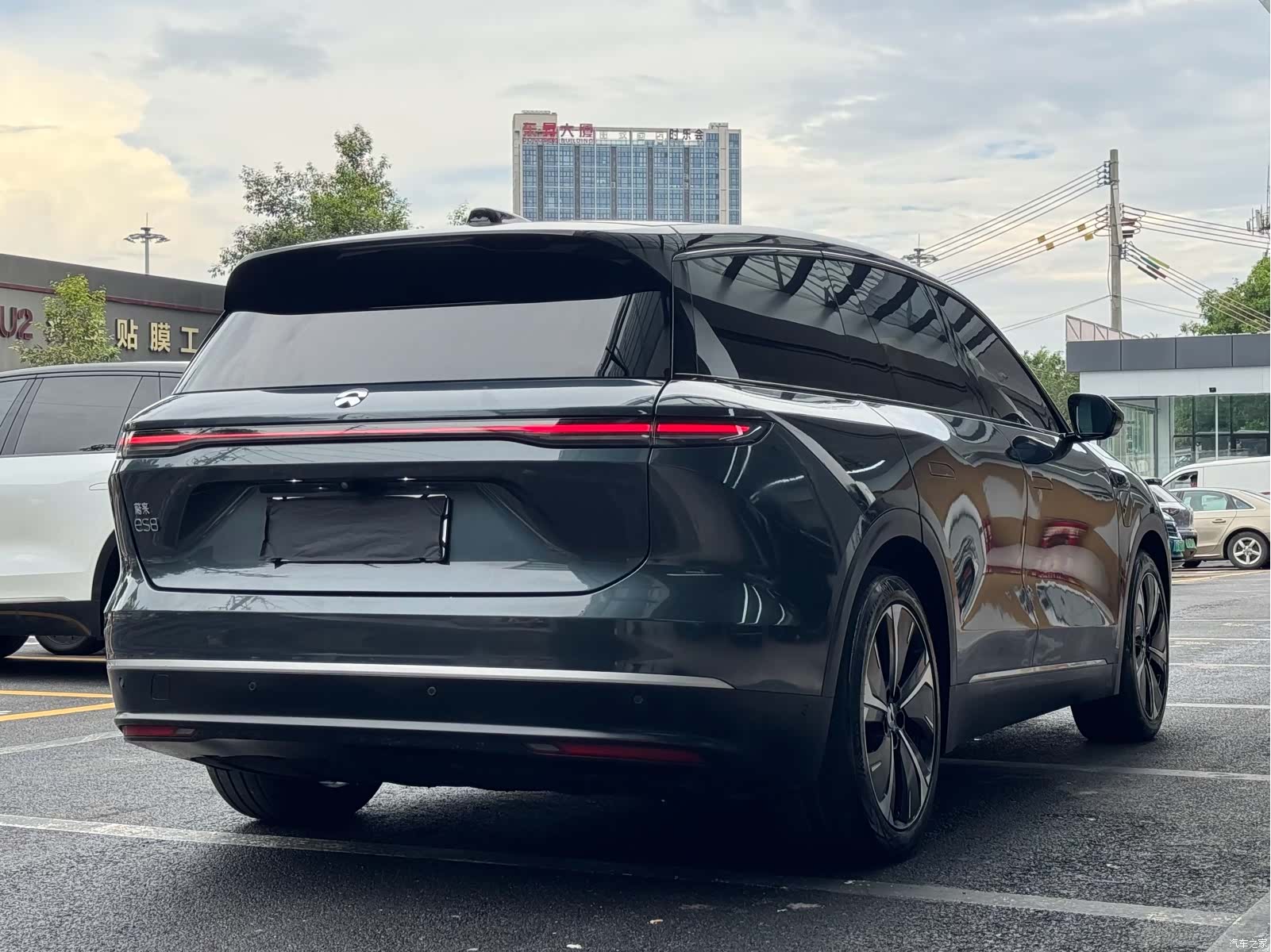 NIO ES8, 2023 9