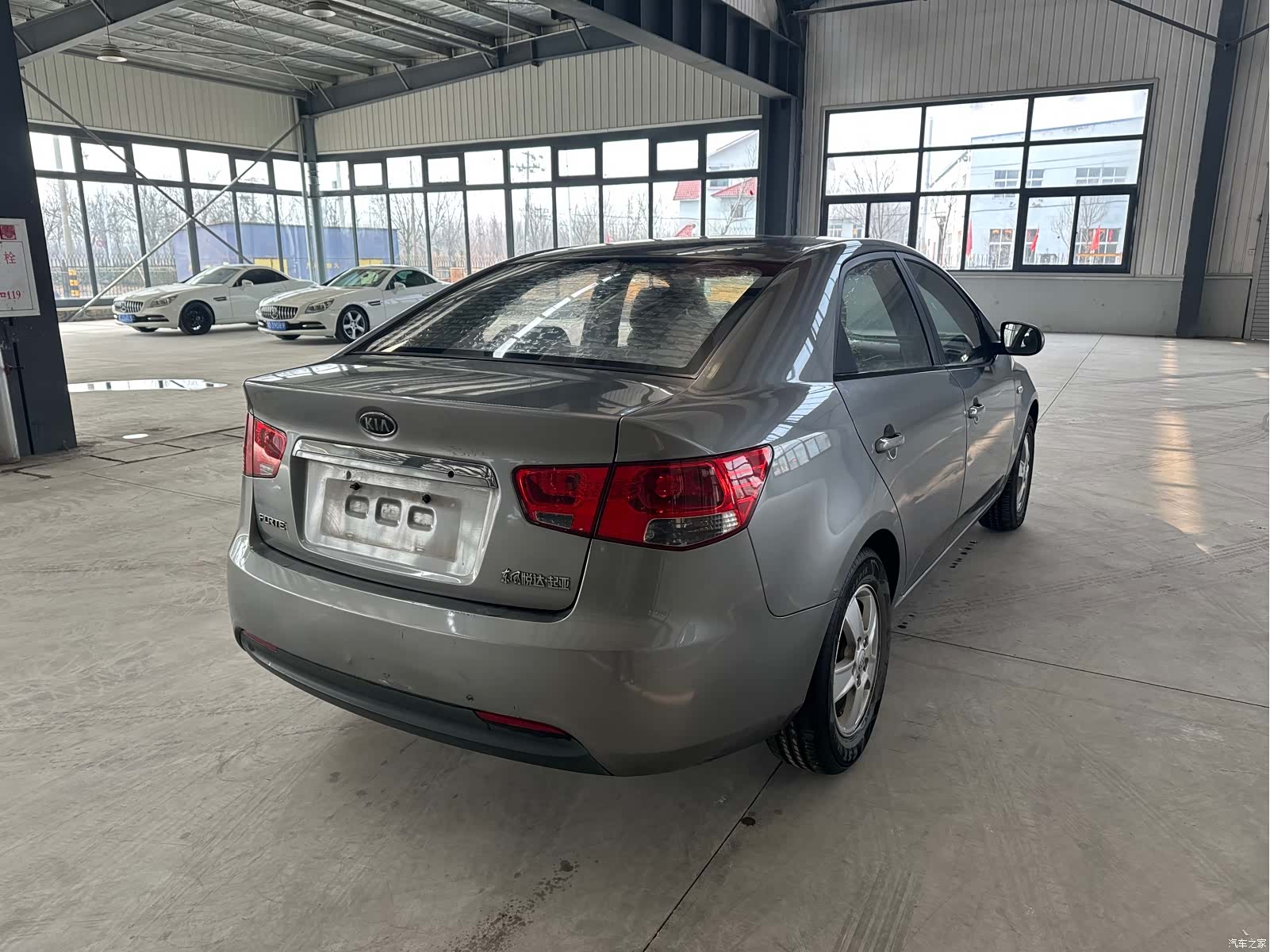 Kia GL, 2011 все фото