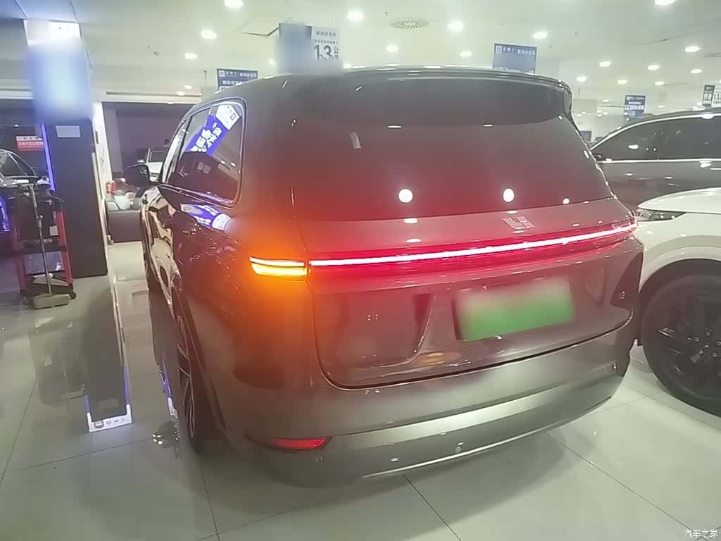 Li Auto L9, 2023 все фото