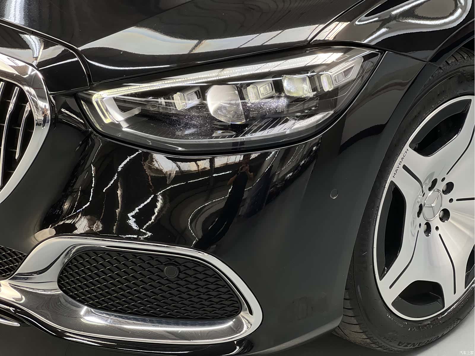 Maybach S-Class, 2023 3