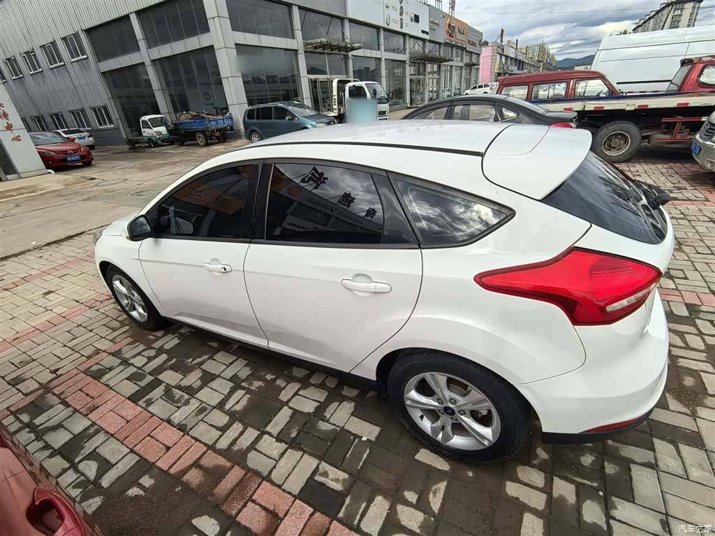 Ford Focus, 2017 9