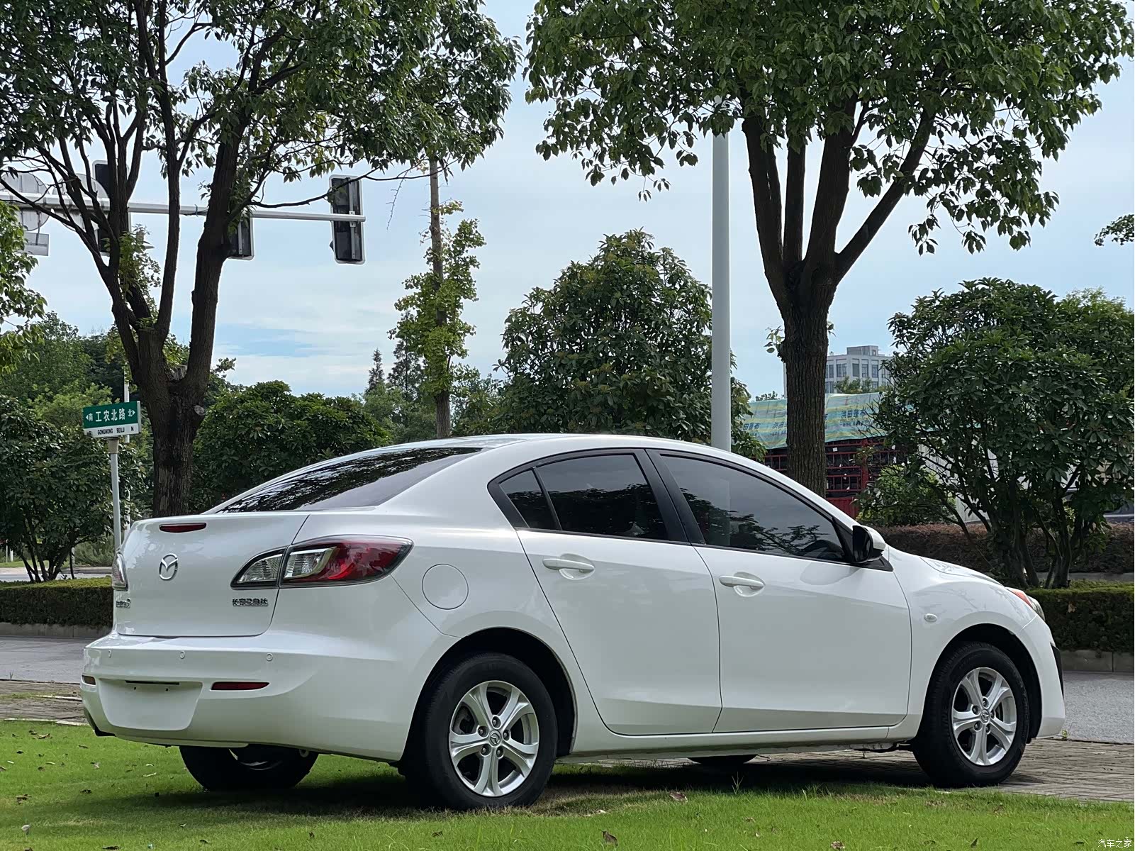 Mazda 3, 2014 7