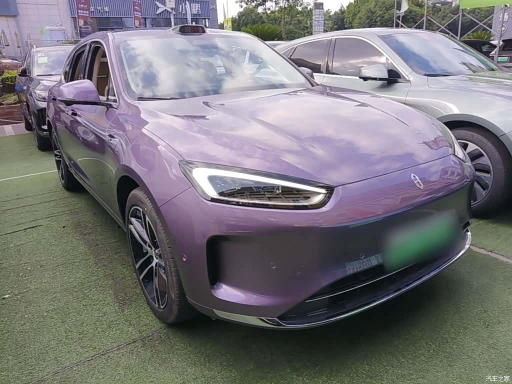 AITO M5, 2025 4