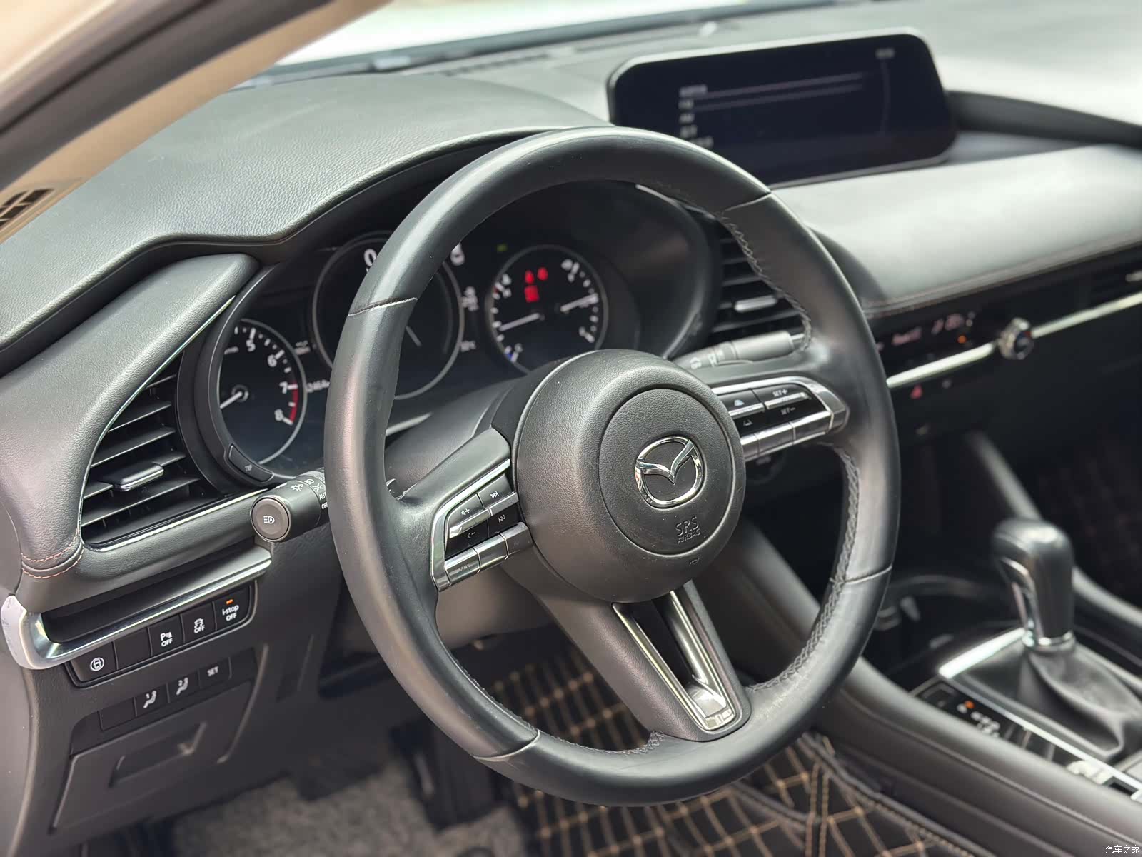 Mazda Mazda3, 2022 8