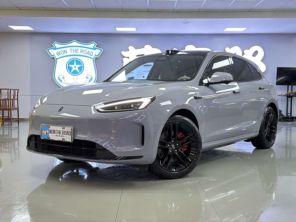 AITO M5