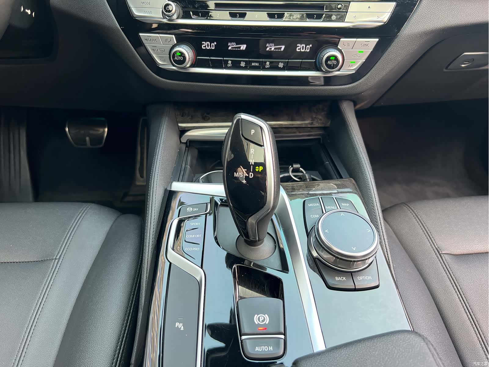 BMW 5 Series, 2018 11