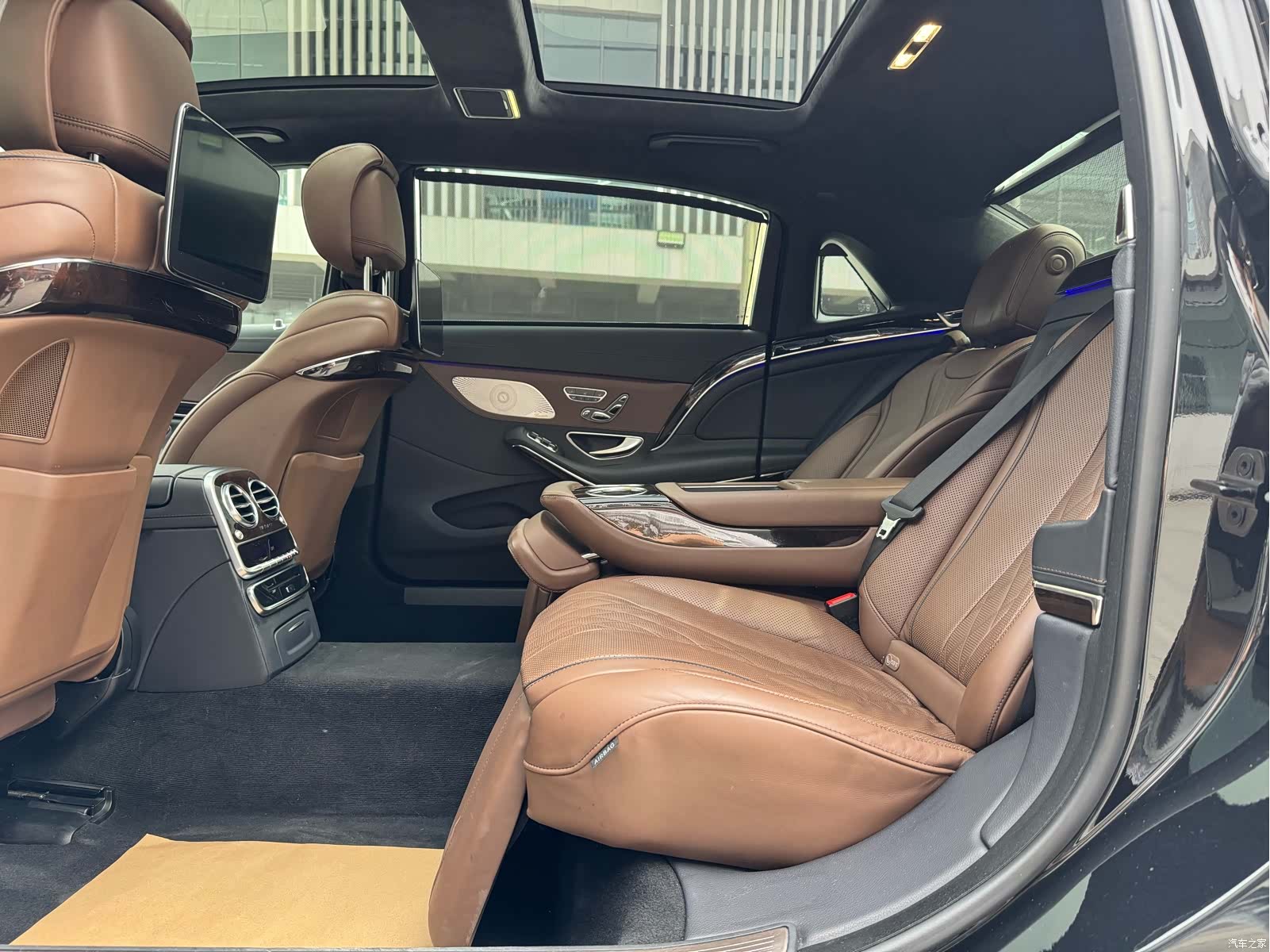 Maybach S-Class, 2019 12