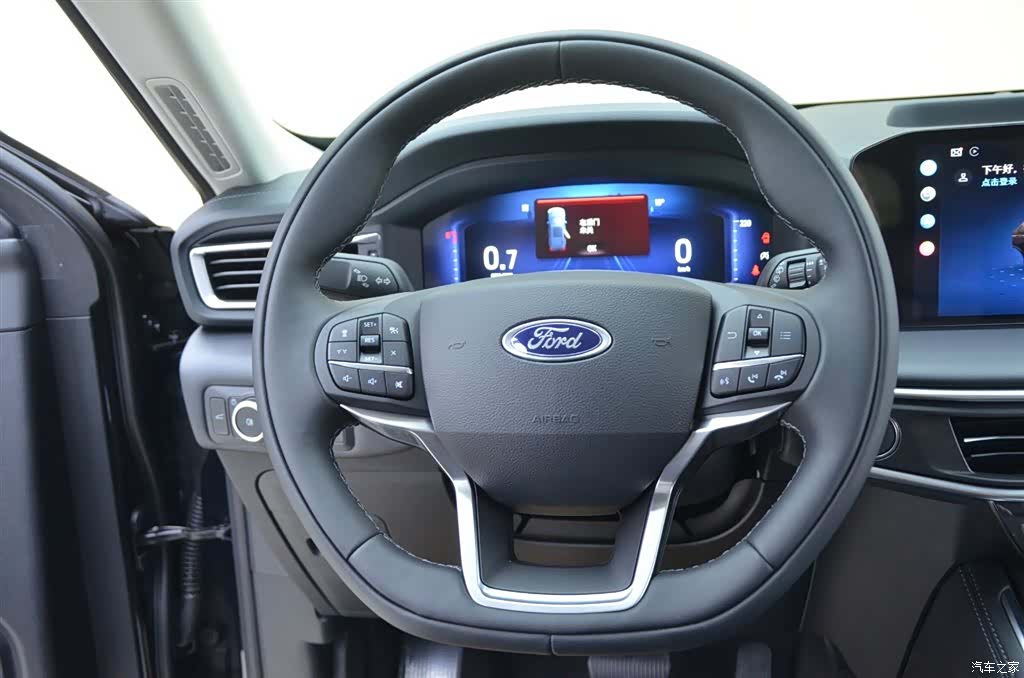Ford Explorer, 2025 10