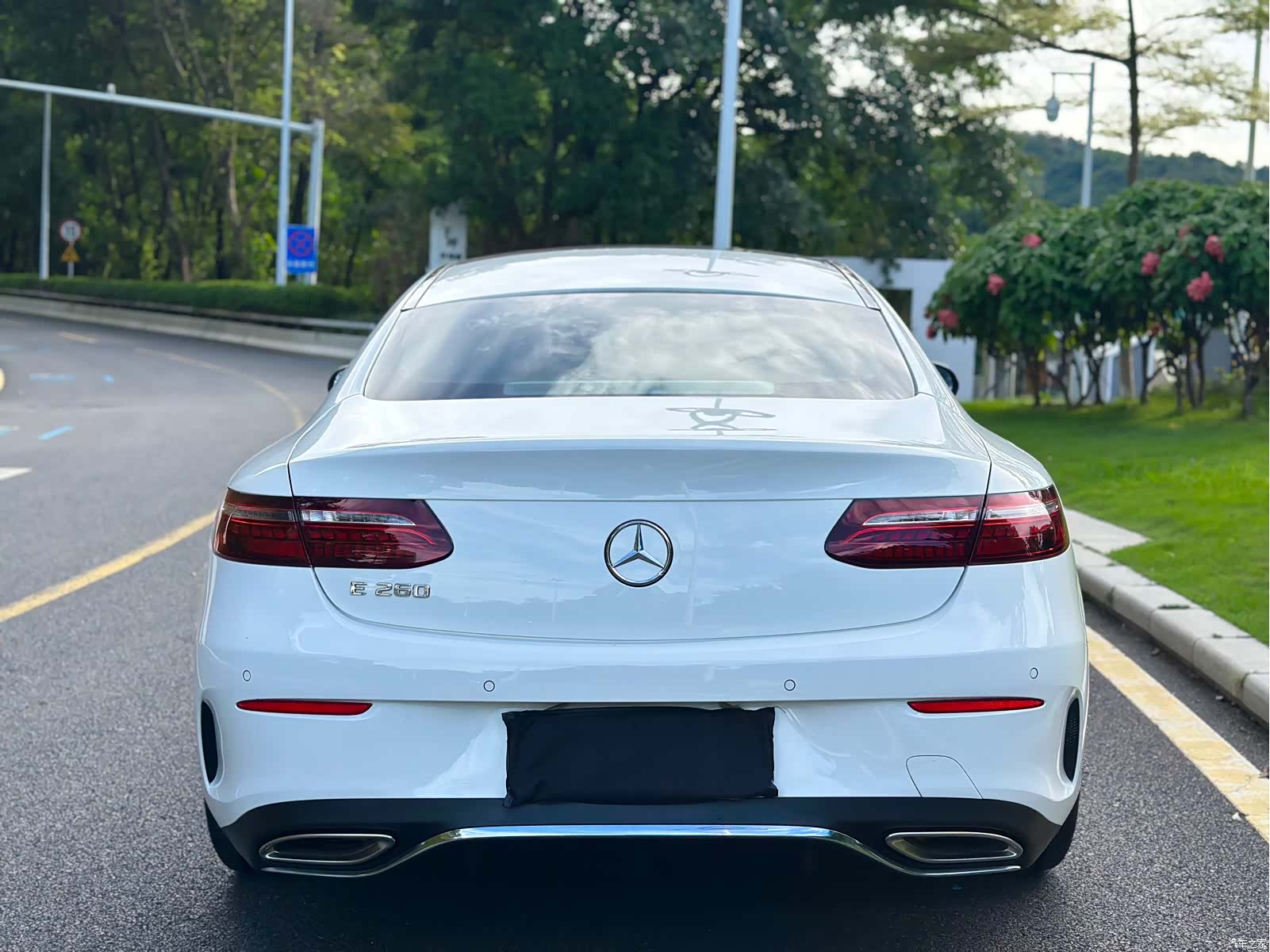 Mercedes-Benz E-Class, 2024 4