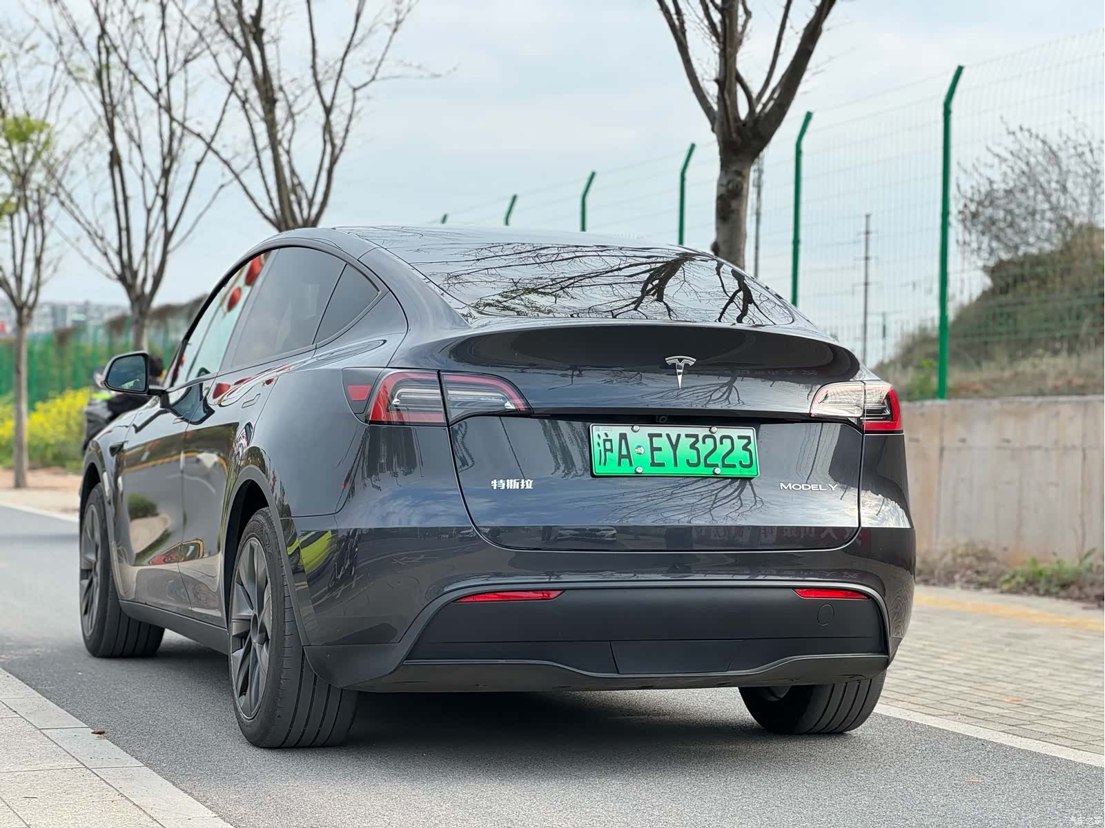 Tesla Model Y, 2024 4