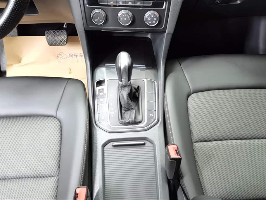 Volkswagen Golf*Jiayu