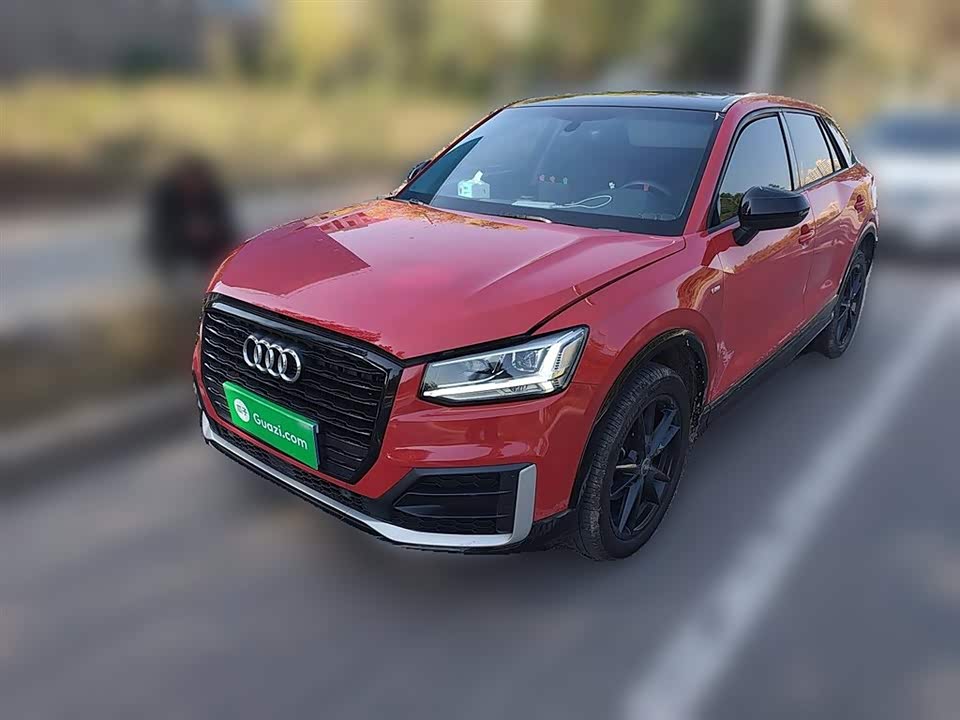 Audi Q2L