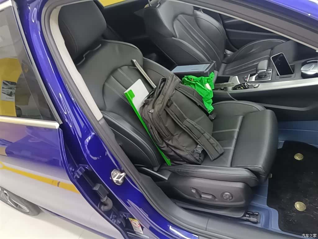 Audi A4L, 2021 25