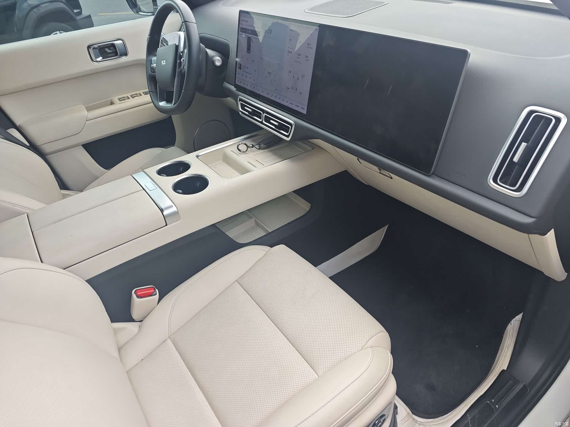 Li Auto L7, 2024 все фото