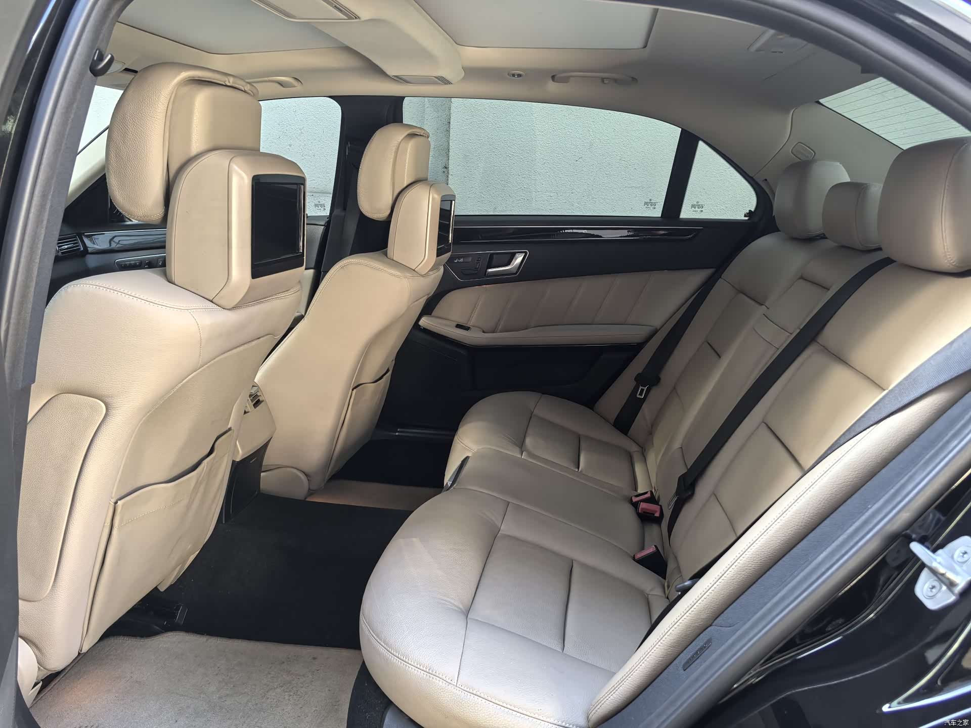 Mercedes-Benz E-Class, 2013 12