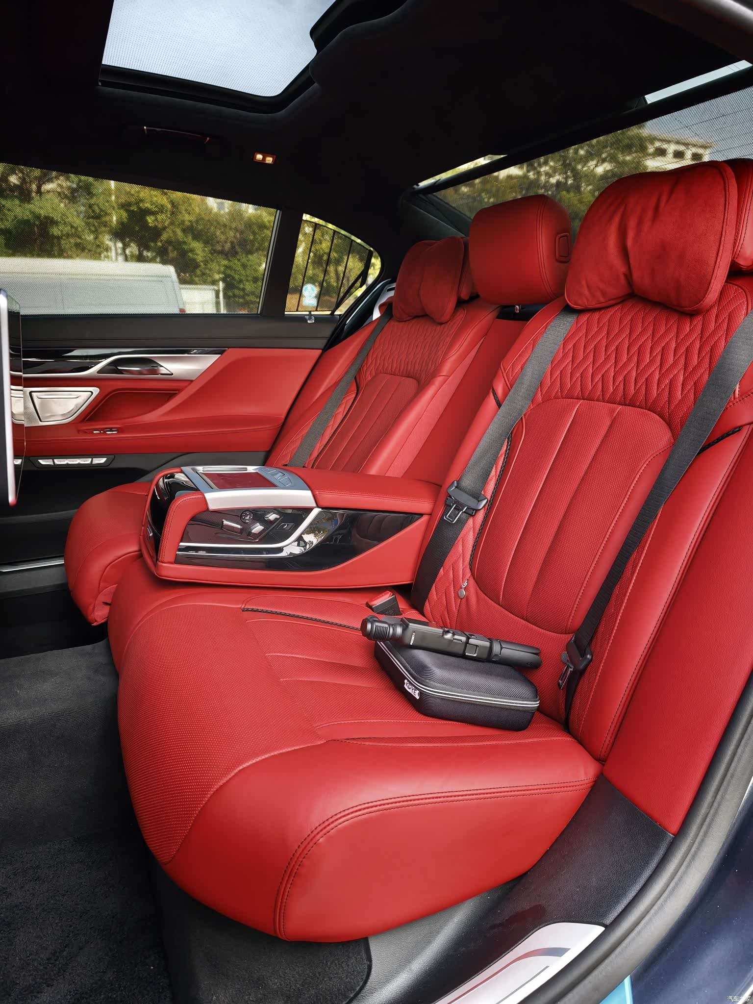 BMW 7 Series, 2018 13