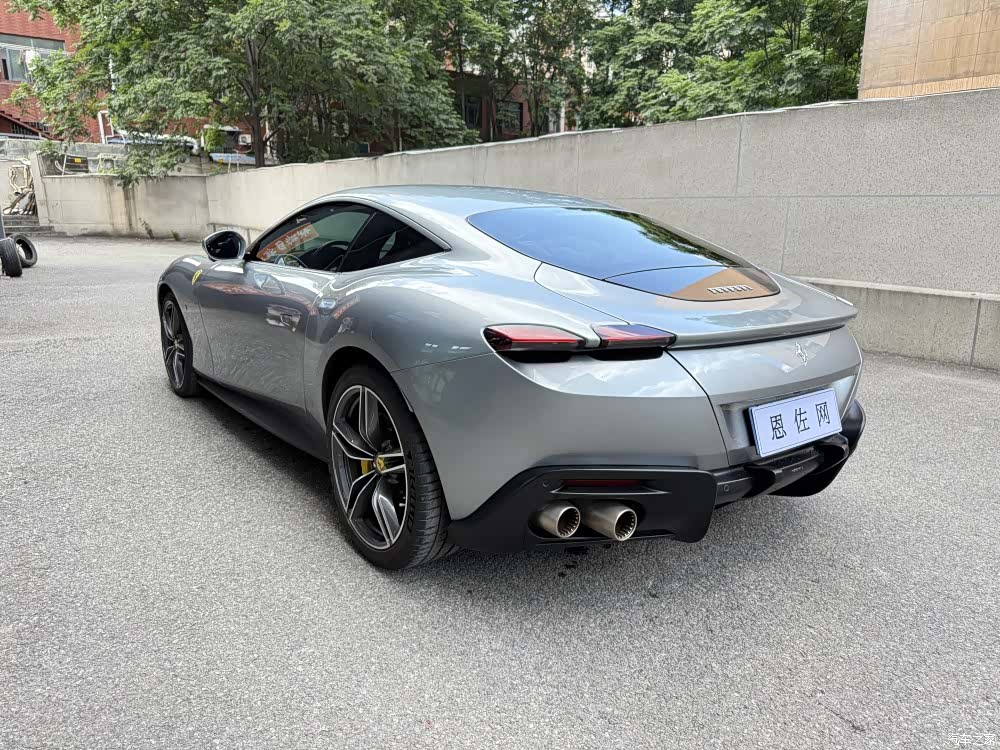 Ferrari Roma, 2021 22
