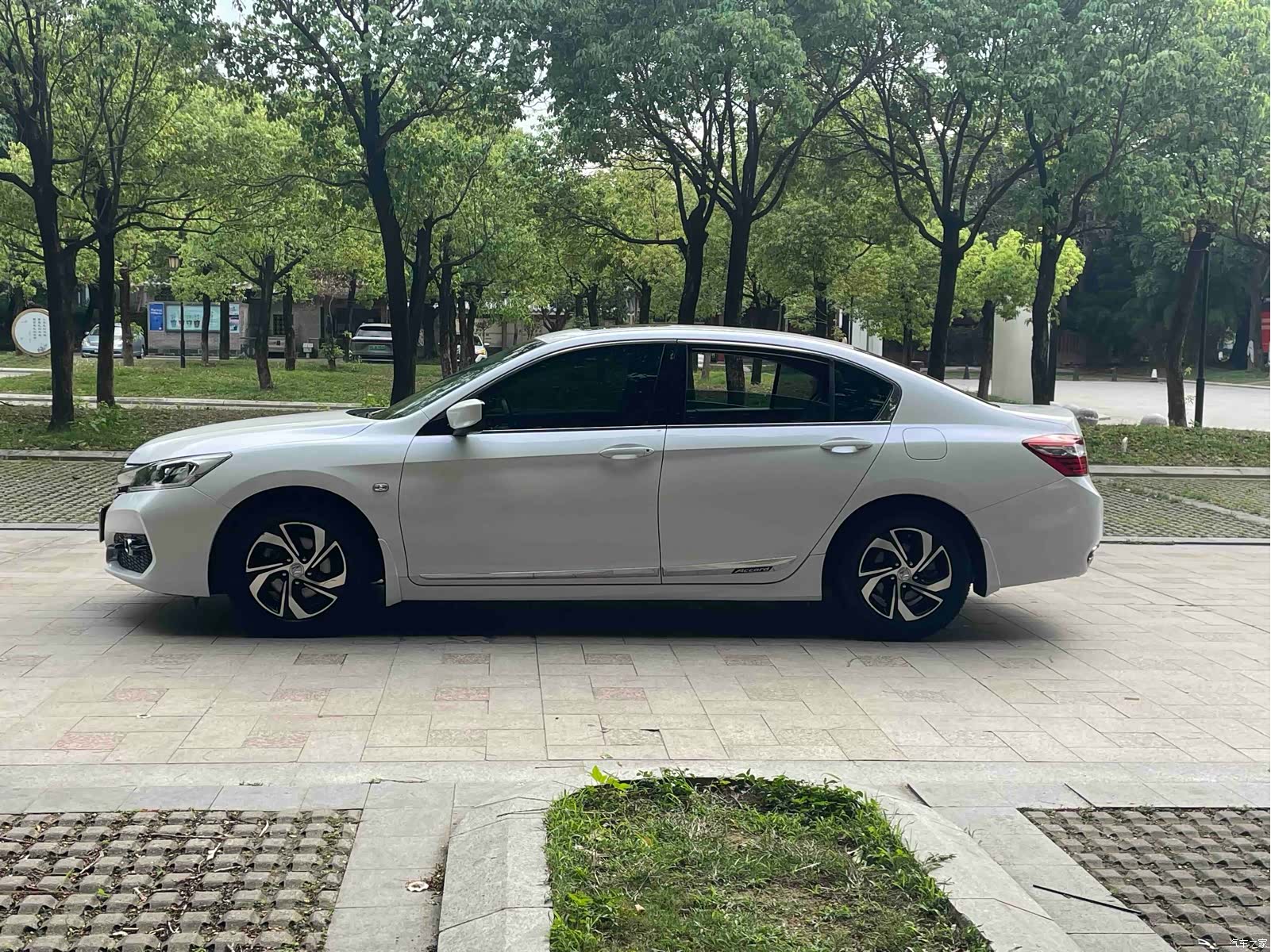 Honda Accord, 2016 11