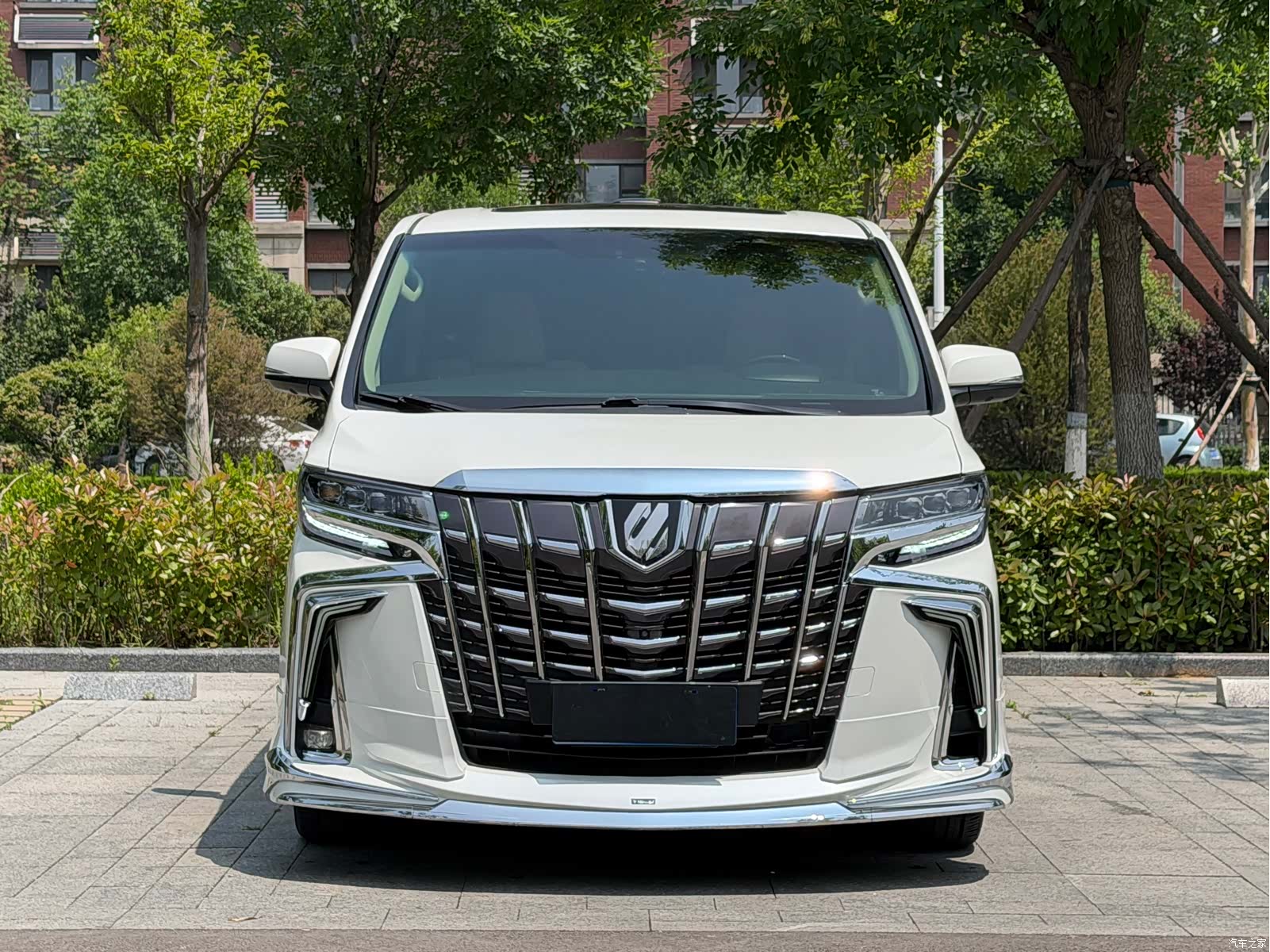Toyota Alphard, 2016 2