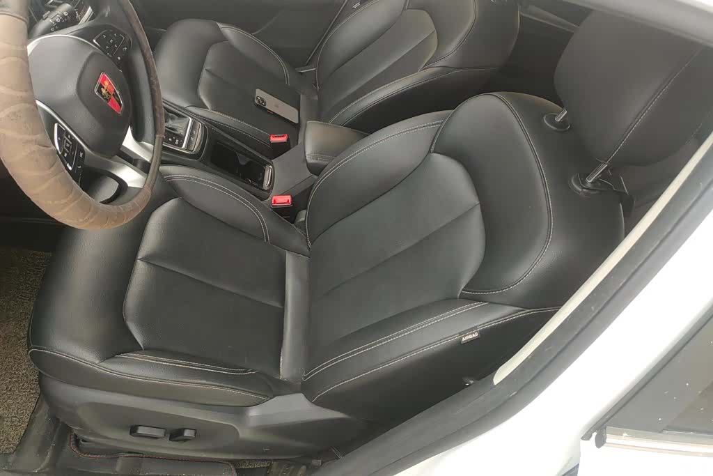 Roewe RX3, 2018 9