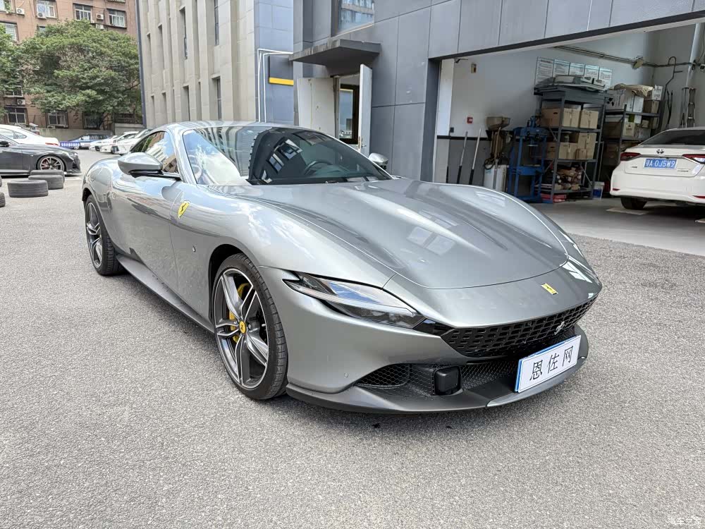 Ferrari Roma, 2021 3