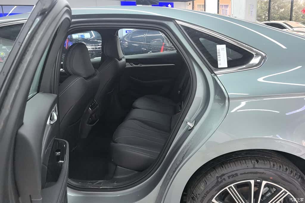 Geely Preface, 2026 11