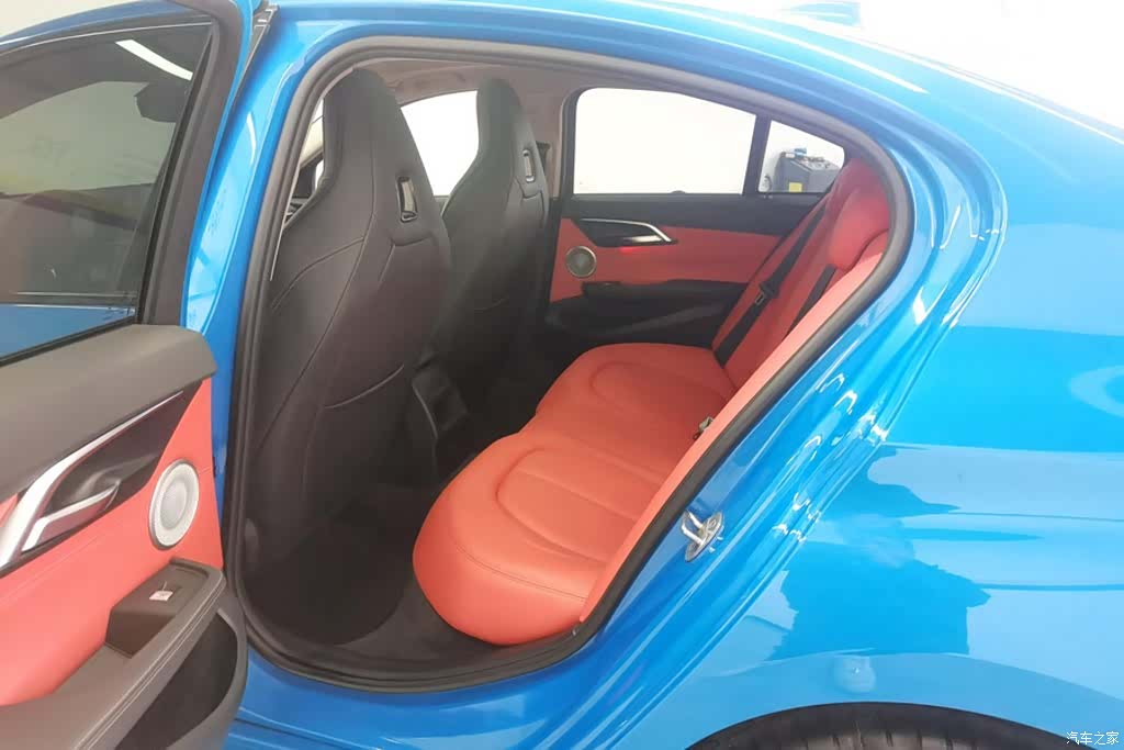 BMW 1 Series, 2022 11