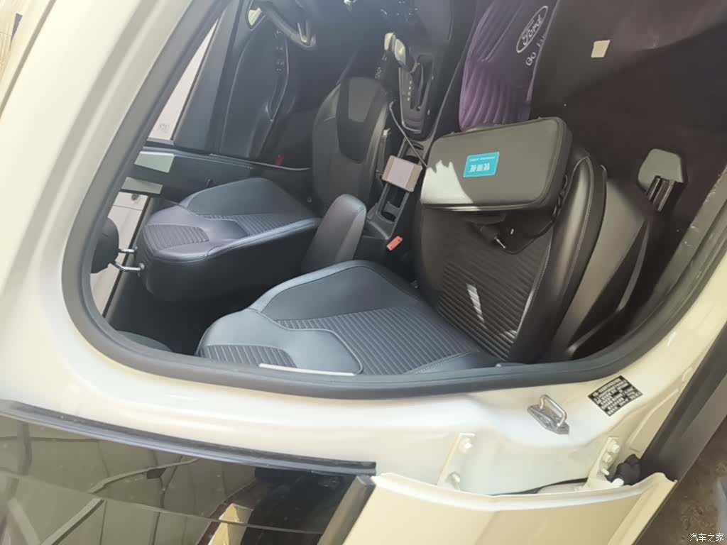 Ford Focus, 2016 25