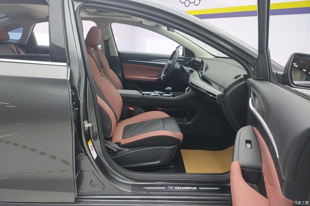 Changan Eado, 2023 8