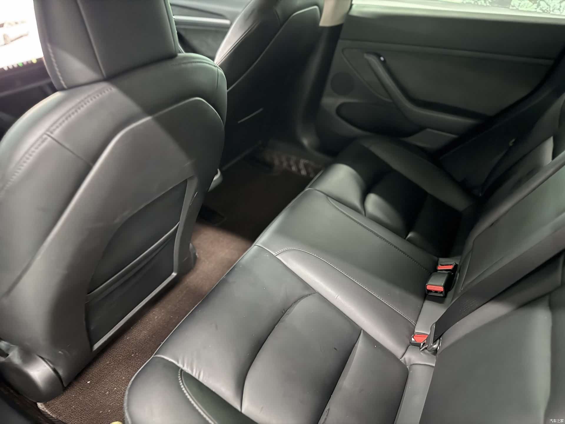 Tesla Model 3, 2022 9