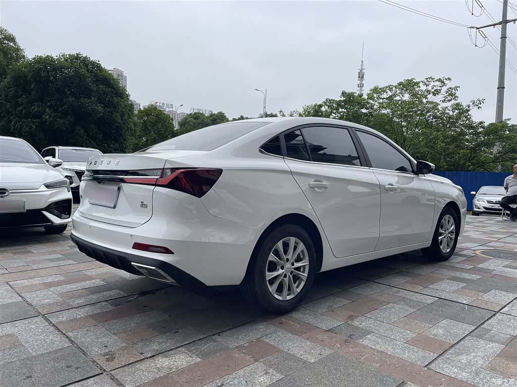 Roewe i5, 2025 12
