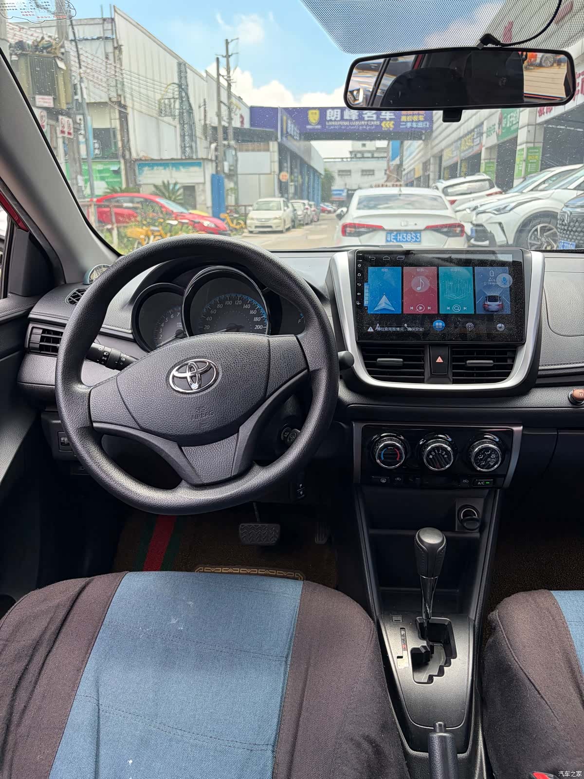 Toyota YARiS L, 2019 10
